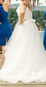 Wtoo 'Phaedra' wedding dress size-14 PREOWNED