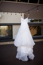 Load image into Gallery viewer, Private Collection &#39;Lv3053&#39; wedding dress size-04 PREOWNED
