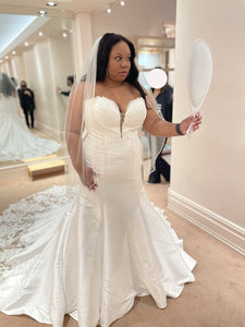 Allure Bridals '9717' wedding dress size-16 NEW