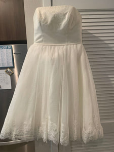 Galina 'Signature' wedding dress size-12 PREOWNED