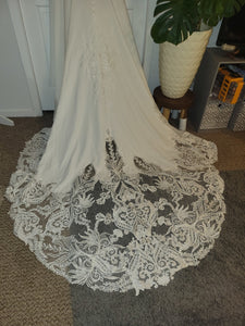 Madison James 'MJ601' wedding dress size-14 NEW