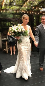 david tutera for mon cheri 'Lourdes' wedding dress size-12 PREOWNED