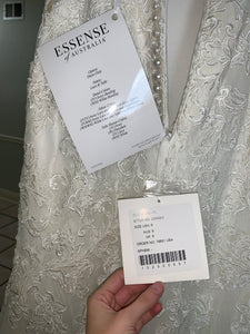 Essense of Australia 'D2548IV' wedding dress size-04 NEW