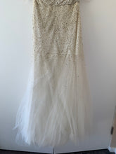 Load image into Gallery viewer, Monique Lhuillier &#39;Nightingale&#39; wedding dress size-06 NEW
