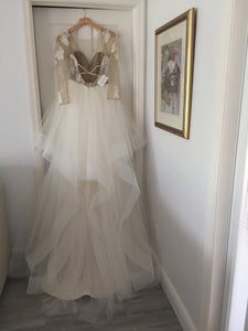 Hayley Paige 'Pippa' size 10 new wedding dress back view on hanger