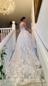 Amalia carrara 'Eve of Milady' wedding dress size-06 NEW