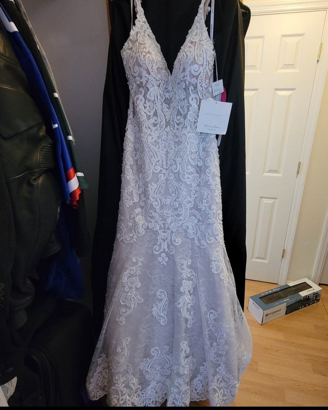Mori Lee 'Renee' wedding dress size-12 NEW