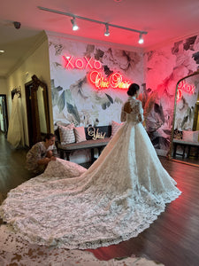 Monique Lhuillier 'Emilia ' wedding dress size-04 NEW