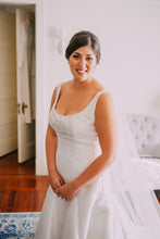 Load image into Gallery viewer, Dennis Basso &#39;14032&#39; size 8 used wedding dress front view on bride
