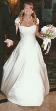 Load image into Gallery viewer, Custom &#39;Ivory Dress&#39; - Custom - Nearly Newlywed Bridal Boutique - 1

