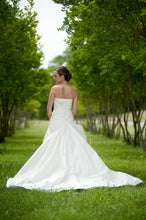 Load image into Gallery viewer, Blue &#39;Brigham&#39; size 0 used wedding dress back view on bride
