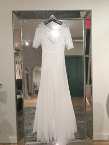 Sarah Seven 'Bleeker' size 2 new wedding dress front view on hanger