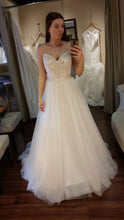Load image into Gallery viewer, Essense of Australia &#39;D1733&#39; - essence of australia - Nearly Newlywed Bridal Boutique - 2
