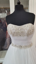 Load image into Gallery viewer, Alfred Angelo &#39;0002713556&#39; - alfred angelo - Nearly Newlywed Bridal Boutique - 2
