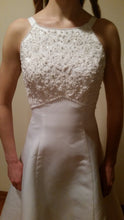Load image into Gallery viewer, Alfred Angelo &#39;Satin&#39; - alfred angelo - Nearly Newlywed Bridal Boutique - 2
