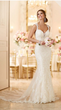 Load image into Gallery viewer, Stella York &#39;Romantic Lace&#39; size 10 used wedding dress front view on model
