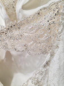 Essence of Australia '2056' size 4 new wedding dress view of lace