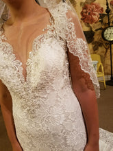 Load image into Gallery viewer, Allure Bridals &#39;9460&#39; size 8 new wedding dress front view on bride
