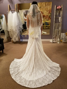 Allure Bridals '9460' size 8 new wedding dress back view on bride