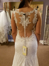 Load image into Gallery viewer, Allure Bridals &#39;9460&#39; size 8 new wedding dress back view on bride
