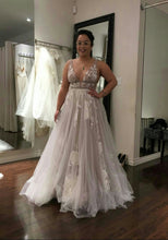 Load image into Gallery viewer, Watters &#39;Galatea 50704&#39; size 10 used wedding dress front view on bride
