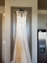 Load image into Gallery viewer, Aire Barcelona &#39;Caiman&#39; size 4 used wedding dress front view on hanger
