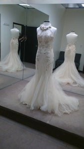 Badgley Mischka 'Pickford' size 6 sample wedding dress front view on mannequin