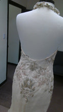 Load image into Gallery viewer, Badgley Mischka &#39;Pickford&#39; size 6 sample wedding dress back view on mannequin
