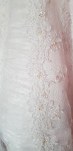 Load image into Gallery viewer, Pronovias &#39;Romantic&#39; size 10 used wedding dress view of fabric
