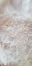 Load image into Gallery viewer, Pronovias &#39;Romantic&#39; size 10 used wedding dress view of fabric
