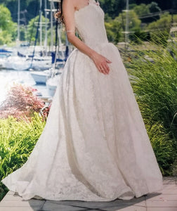 Karen Sabag 'Custom' size 0 used wedding dress side view on model