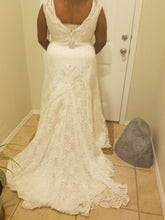 Load image into Gallery viewer, David&#39;s Bridal &#39;Satin and Lace&#39; size 18 new wedding dress back view on bride
