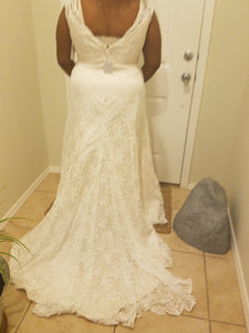 David's Bridal 'Satin and Lace' size 18 new wedding dress back view on bride