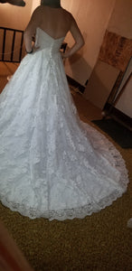 Allure Bridals 'Ivory/Silver'