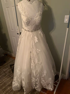 Maggie Sottero 'Sybil ' wedding dress size-16 PREOWNED