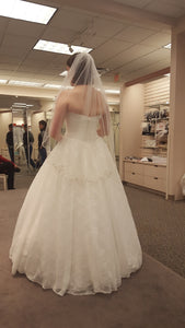 David's Bridal '10012637' wedding dress size-08 NEW