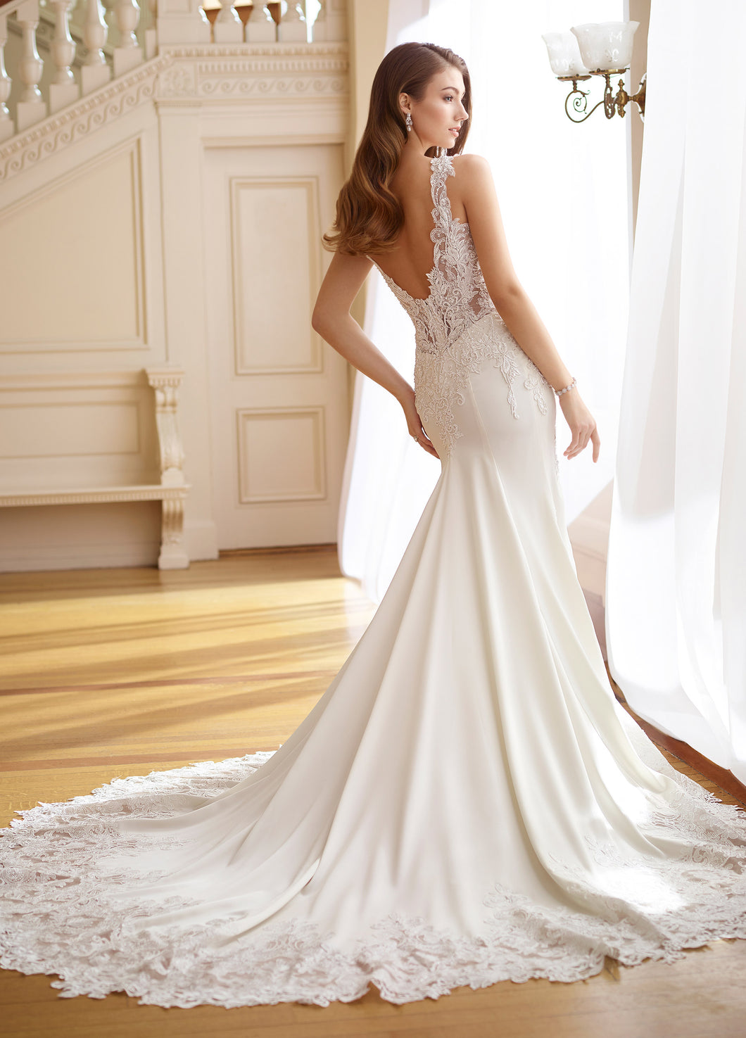 David Tutera 'Frances' size 10 new wedding dress back view on model
