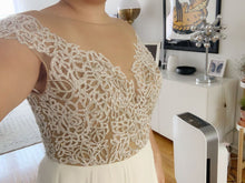 Load image into Gallery viewer, Hayley Paige &#39;Celine&#39; size 12 used wedding dress front view close up
