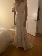 Load image into Gallery viewer, Exclusive Bridals by Allure &#39;Style No: 2455&#39; wedding dress size-04 NEW

