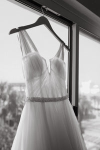 Amsale 'A-Line Custom Design' wedding dress size-00 PREOWNED