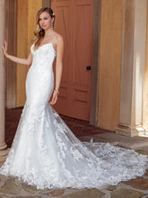 Load image into Gallery viewer, Casablanca &#39;Marley&#39; size 10 new wedding dress front view on mdoel
