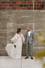 Load image into Gallery viewer, BHLDN &#39;Odalis&#39; wedding dress size-04 PREOWNED
