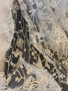 Maggie Sottero 'Lucia Cierra 92100' wedding dress size-12 PREOWNED