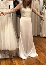 Load image into Gallery viewer, Allison Webb &#39;Alexa&#39; wedding dress size-06 NEW
