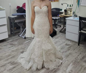 Allure Bridals '9358' wedding dress size-06 PREOWNED