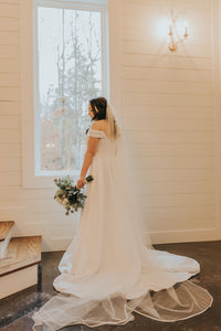 David's Bridal 'WG3979' wedding dress size-08 PREOWNED