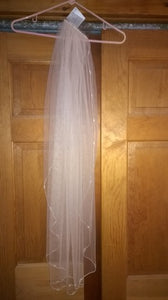 Allure '2904' size 12 new wedding dress view of veil