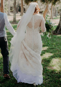Oleg Cassini 'CWG712' wedding dress size-06 PREOWNED