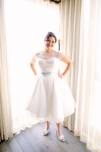 Load image into Gallery viewer, House of Mooshki &#39;Dottie&#39; wedding dress size-12 PREOWNED
