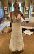 Load image into Gallery viewer, Watters &#39;Willowby Honor&#39; wedding dress size-06 NEW
